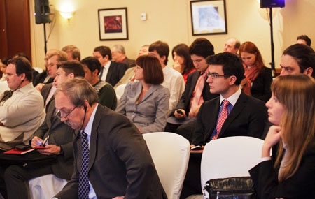 Russians packed Moscow's Marriott Royal Aurora to share information about ICANN's new gTLD program.