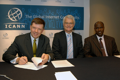 ICANN Formalizes Relationship with ccTLD Manager for Aruba (.AW)